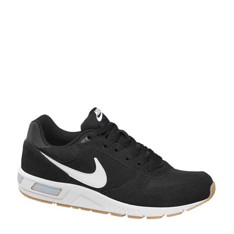 nike nightgazer zwart|nike nightgazer premium.